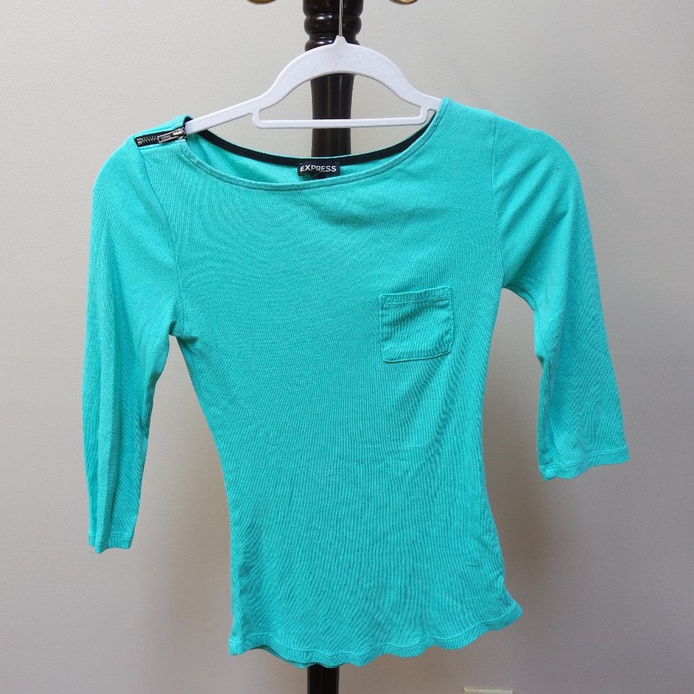 Express 3/4 Sleeve Shirt